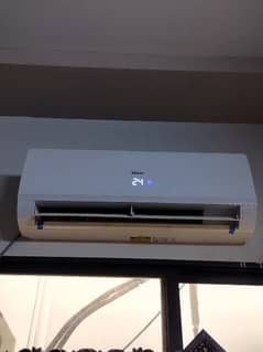 Haier 1 Ton Ac new condition