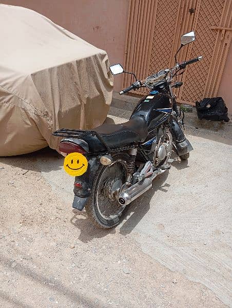 Suzuki GS 150 (model k usb sy gari BHT achi hy) 4