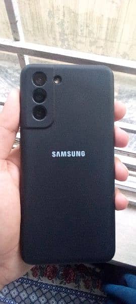 Samsung S21 4