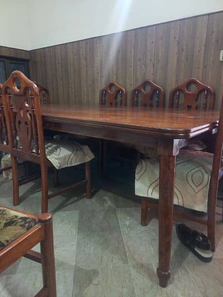 Like new pure woden dining table 1