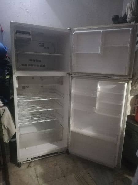 SANYO fridge. 2
