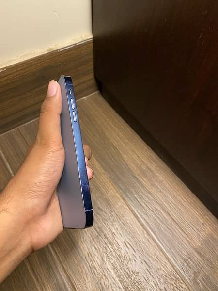 iphone xr pta approved 4