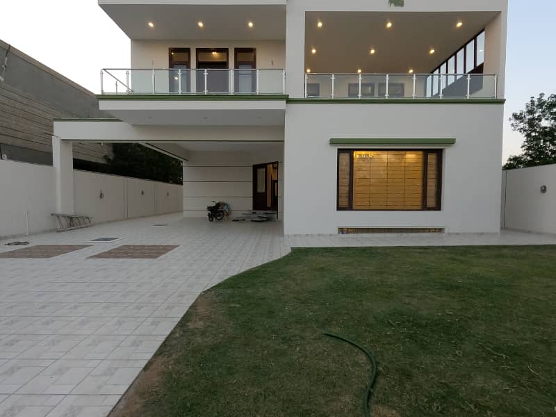 An Exquisite Opportunity To Own Luxurious BrandNew 1000 Sqyd Bungalow On Prime Location of Dha Ph 8 | 6 Beds Designed Meticulous Attention To Detail | Gym Theatre In Basement 3