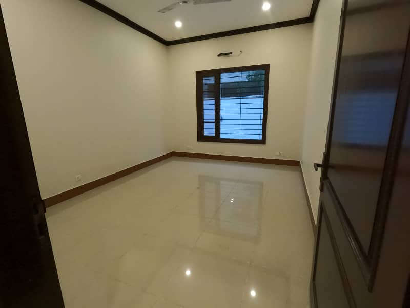 An Exquisite Opportunity To Own Luxurious BrandNew 1000 Sqyd Bungalow On Prime Location of Dha Ph 8 | 6 Beds Designed Meticulous Attention To Detail | Gym Theatre In Basement 11