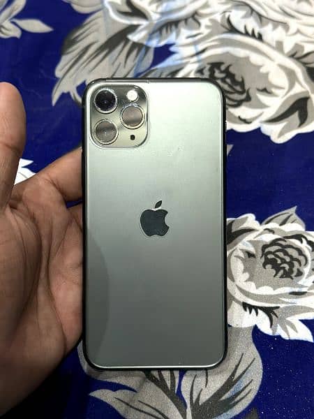 iPhone 11pro 10/10 condition 0