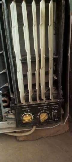 2 Ton Window AC in Good Condition