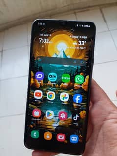 I WANT TO SELL MY SAMSUNG GALAXY A20S. 0