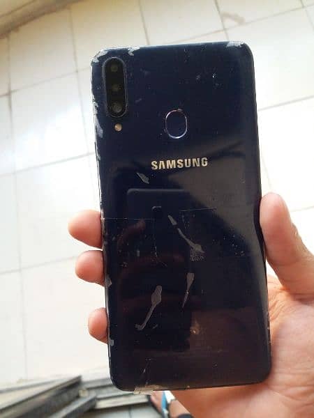 I WANT TO SELL MY SAMSUNG GALAXY A20S. 5