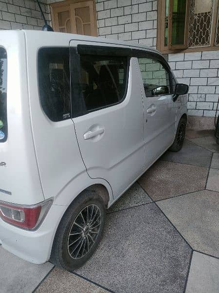 Suzuki Wagon R Hybrid 3