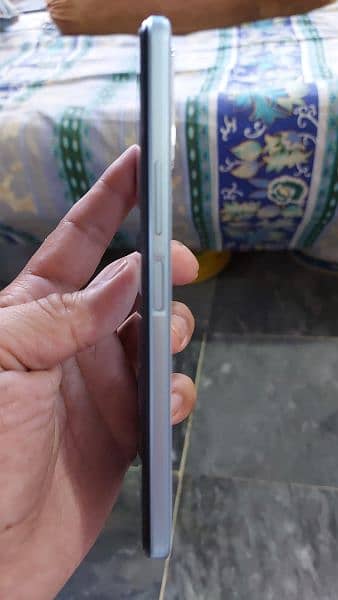 selling my Vivo y 21 2