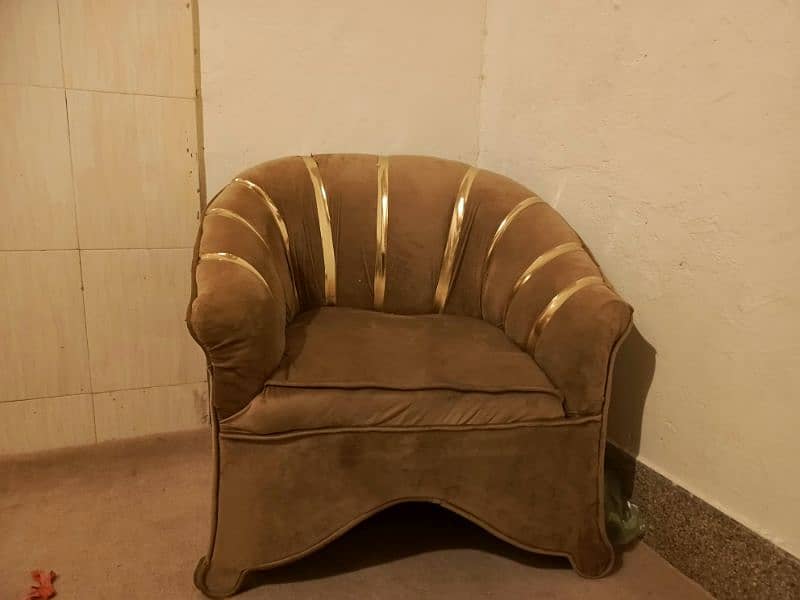 sofa chari for sale 2