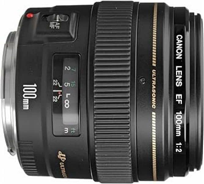 Canon 100 mm portrait lens just 32,500 only 7