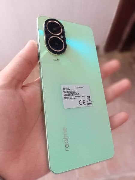 Realme c67 8/128 4