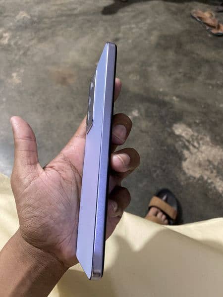 Vivo V27e 3