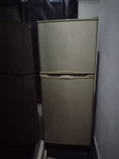 dawlance refrigerator and freezer