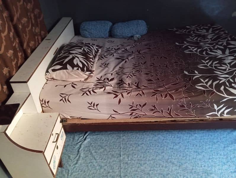 King Size Bed 1