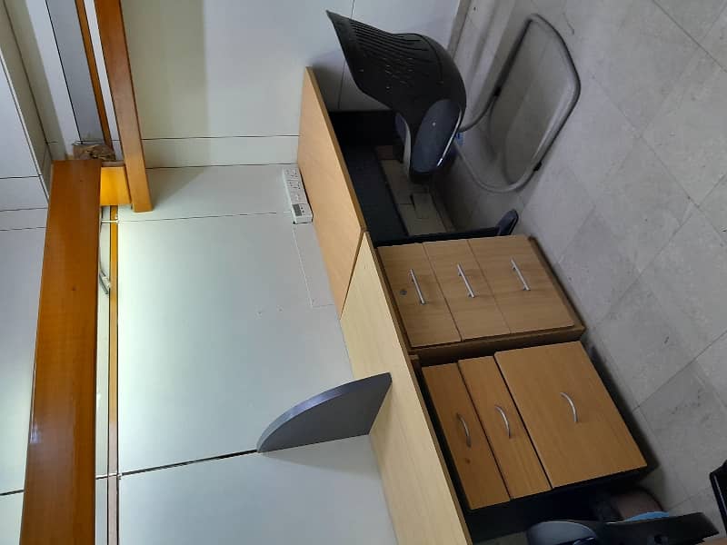 Furnished Office Available For Rent 10