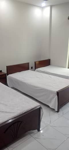 Furnished Sharing Rooms for Bachelors Available in Gulraiz