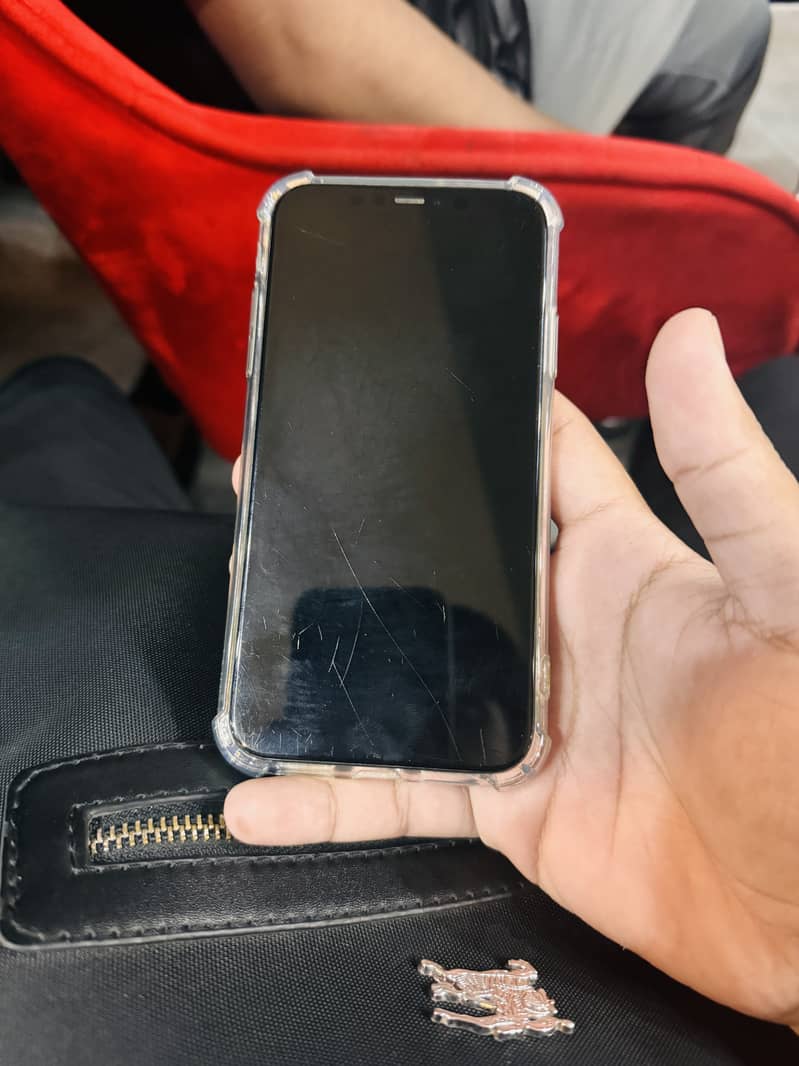 iphone 11 PTA Aproved 64GB 6