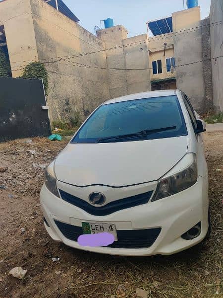 03234932135. . . . Toyota vitz 2013 model 2016 register lahore 0