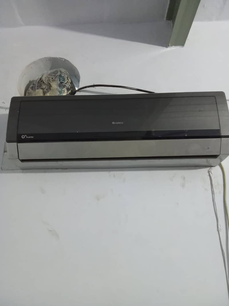 Gree G10 AC inverter 10 by 10  condition 0
