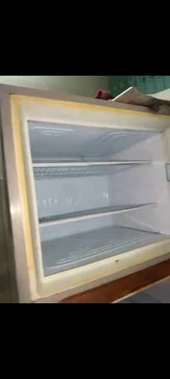 dowlance fridge for sale
