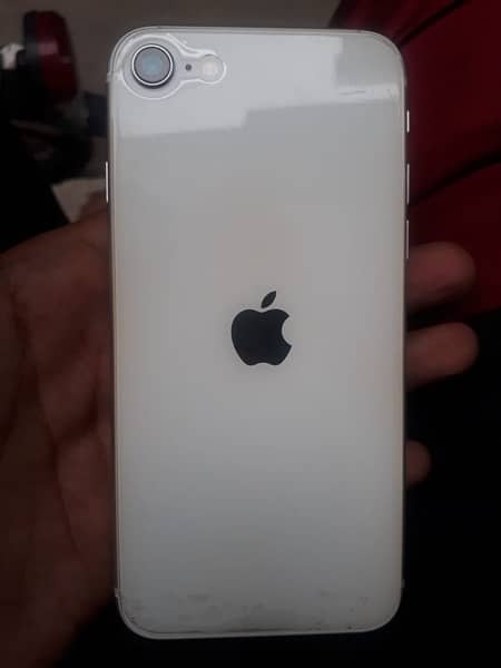 i phone se2020 not pta 64 gb 10/10 battery    89% 7