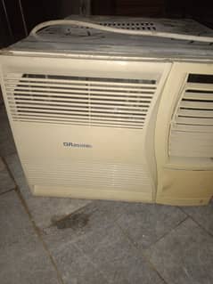 Ransionic window 0.75 ton ac for sale good condition.