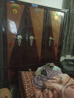 cloths cabinet