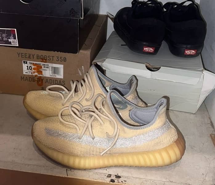 Adidas Yeezy 350 Shoes, EU 42, 8.5 Size 2