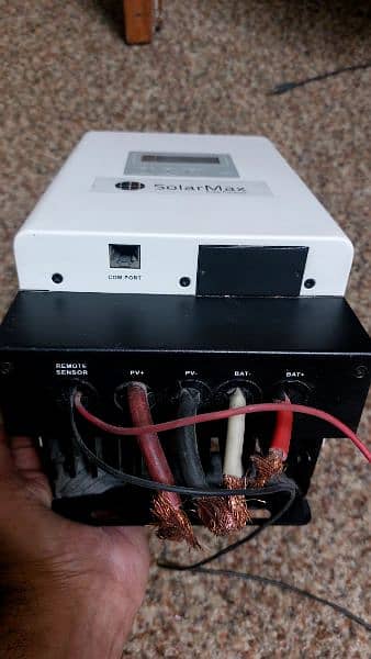 SolarMax MPPT 3kw Solar Charge Controller 4