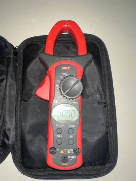 uni t clamp meter 3