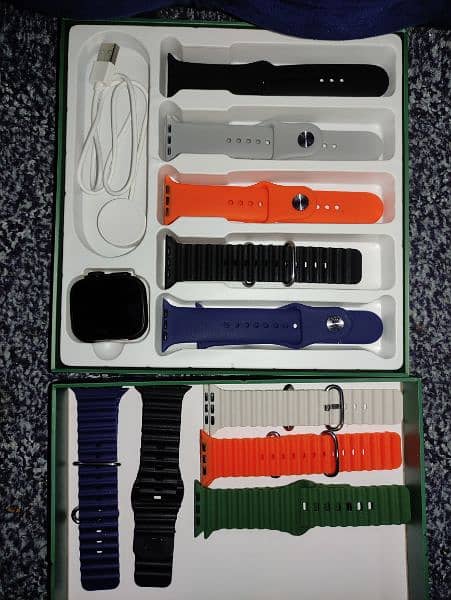 Ws 900 Watch with 10 Straps 6