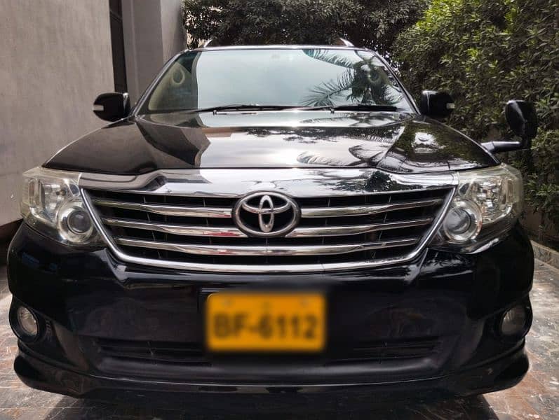 Toyota Fortuner 2014 4