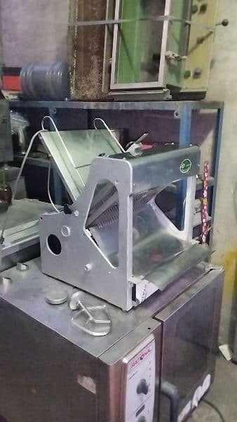 Electric baking oven rotary conveyor 26 inche imported  220 voltage 10