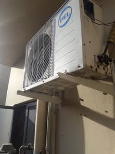 Pel Air Conditioner 1 ton urgent sale