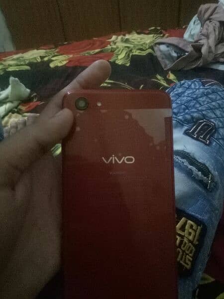 vivo y83 6/128 RAM with box 0