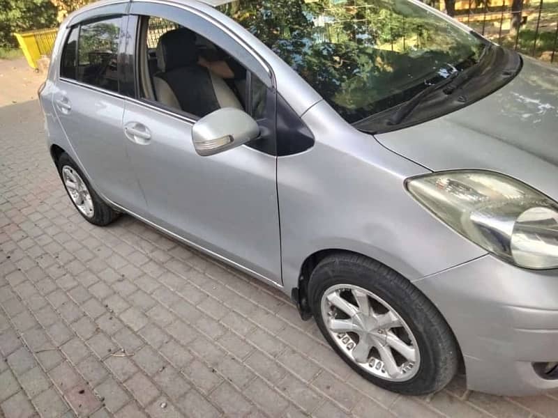 Toyota Vitz 2010 2