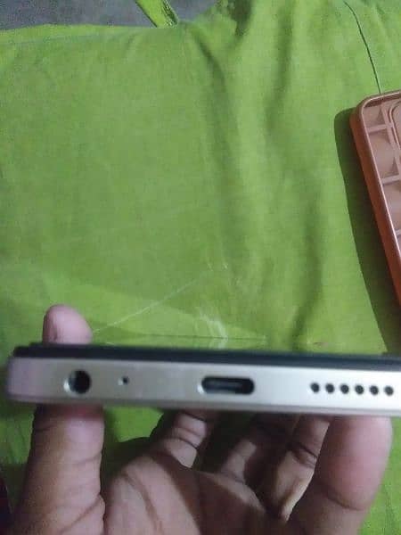 Tecno spark 20c model BG7  8/128 5