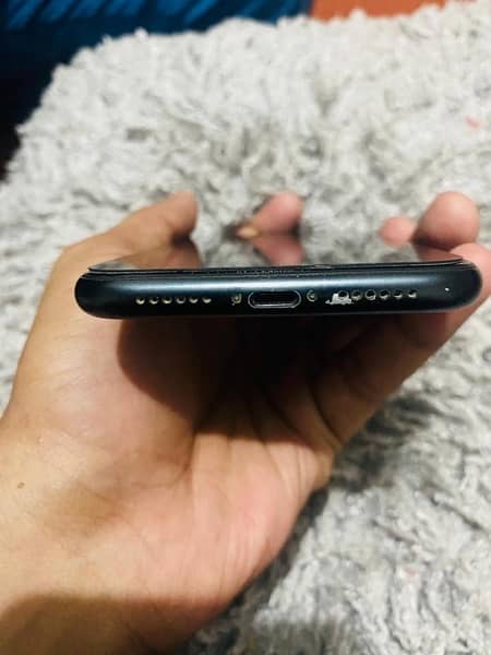 iphone XR 5