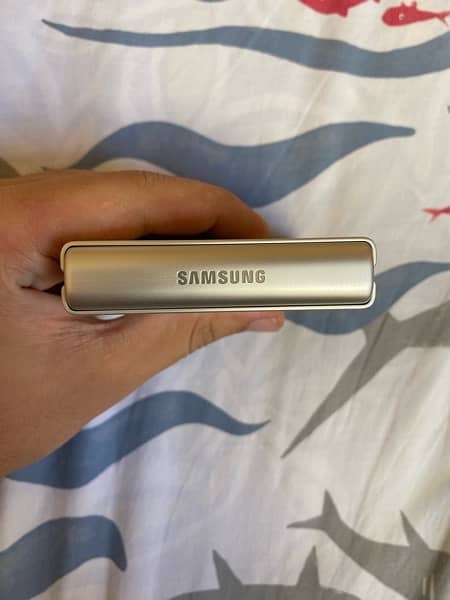 Samsung z flip 3 5g 6