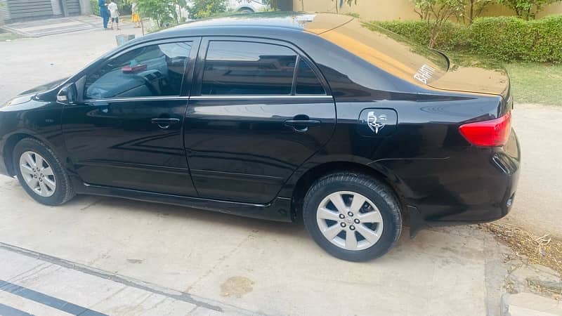 Toyota Corolla Altis 2010 10