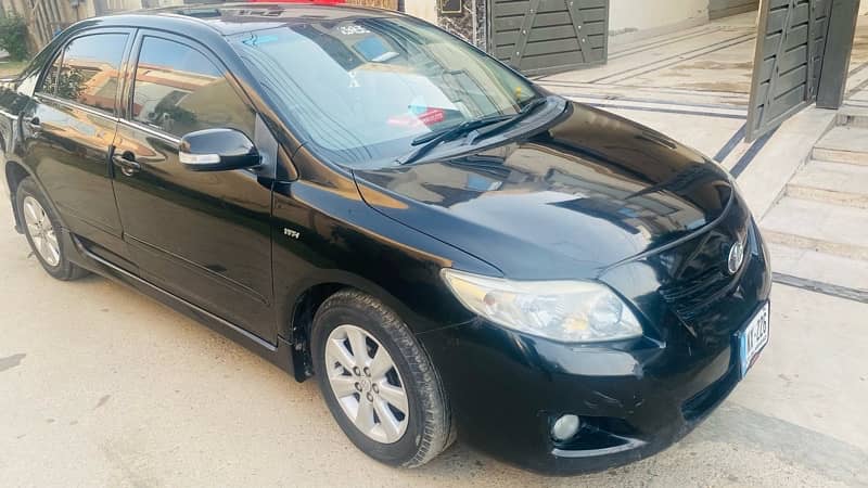 Toyota Corolla Altis 2010 11