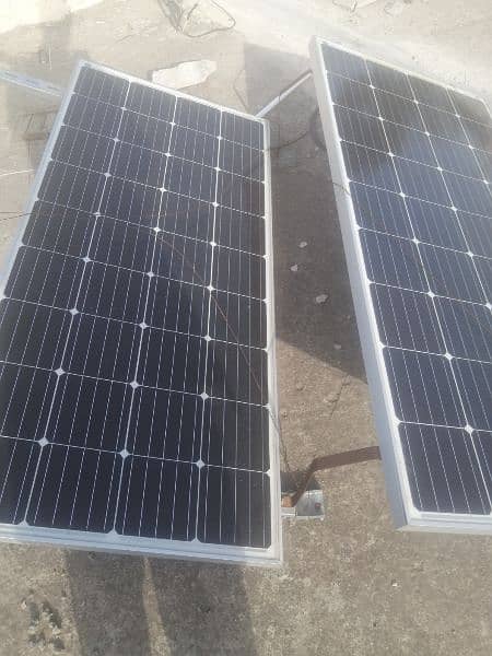 3 solar panels 150 watss along with stand and controlar 4