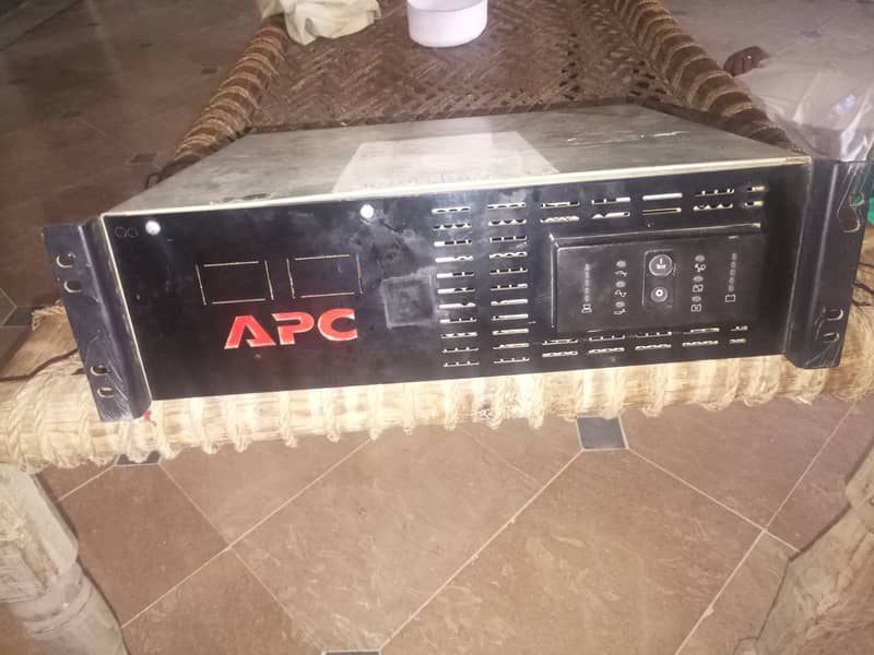 APC double battery UPS 0