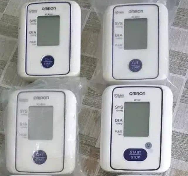 OMRON BLOOD PRESSURE MACHINE/MONITOR AVAILABLE 4