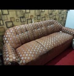 7 setat sofa good condition 0