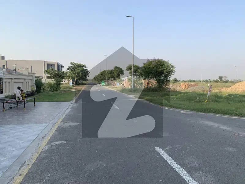 1 Kanal Plot In DHA PHASE 6 On Good Location At Best Price For SAle 0