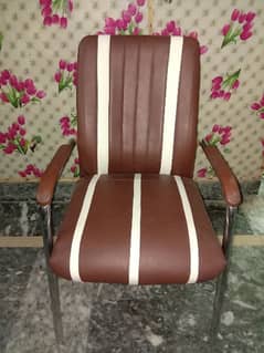 three new chairs urgent for sell need moneyo3245575o48wt