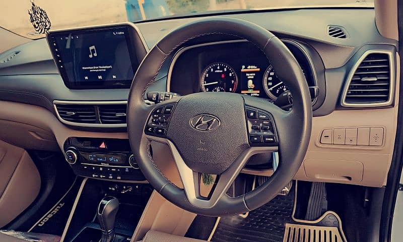 Hyundai Tucson 2023( AWD) 3